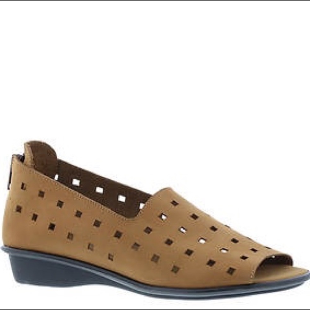 Sesto Muecci Evonne sandal